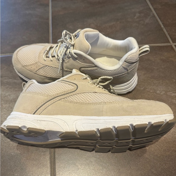 Drew Athena Orthopaedic shoes - Picture 2 of 8